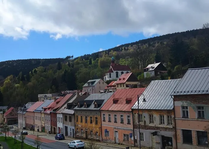 Prazdninovy Byt V Podkrovi